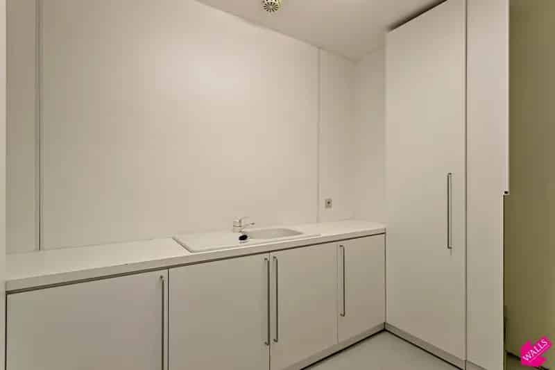 Kantoor/showroom in oud pakhuis - Oudeleeuwenrui 7 8255410