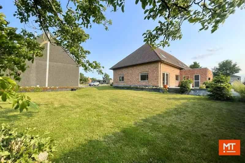 Te huur: Energiezuinige halfopen woning met 4 slaapkamers, tuin en loods (150 m²)