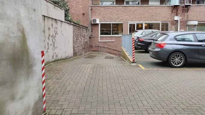 Garagebox te huur in Thonissenlaan 63, Hasselt - Dewaele