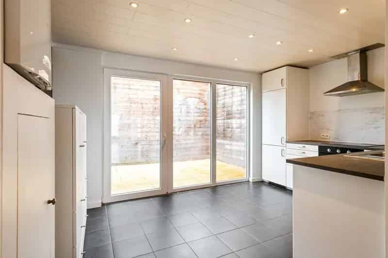 Huis met 2 slaapkamers en terras in Deurne!