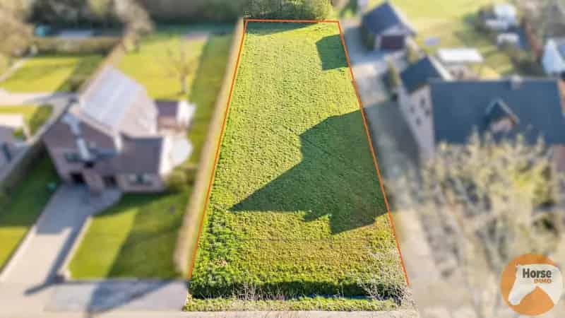 HASSELT-Mooi perceel bouwgrond voor open bebouwing op 12a60
