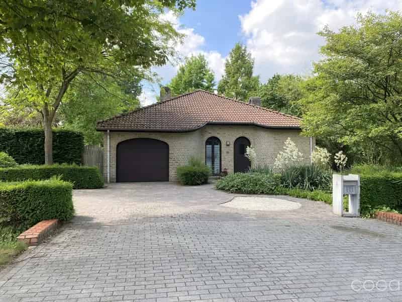 Gelijkvloerse woning te huur 3 slaapkamers grote tuin Brecht