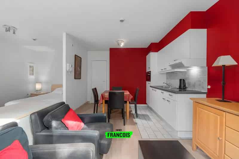Instapklare studio te koop in gegeerde buurt van Schaarbeek