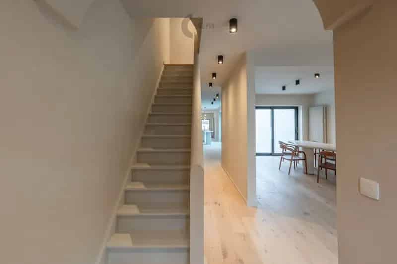 Uitzonderijk mooi gerenoveerde woning in centrum Heist!