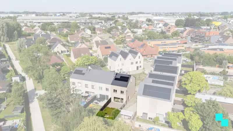 Nieuwbouwwoning op uniek woonerf - Roeselare