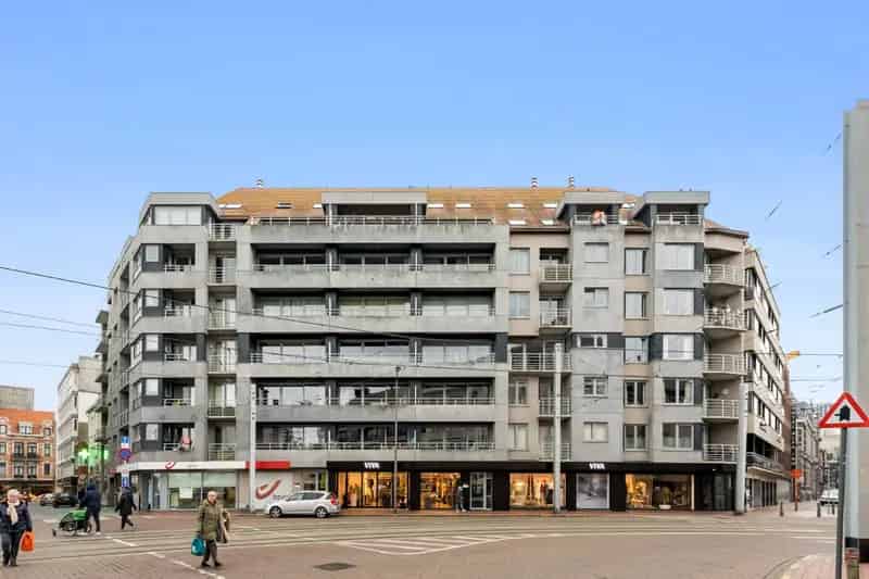 Staanplaats te huur op verdiep -1 nummer 21 in een garagecomplex midden in het centrum.