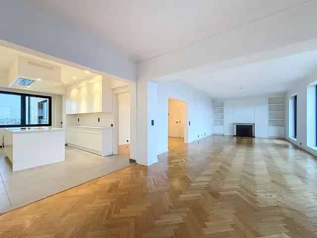 Appartement te huur in Ixelles