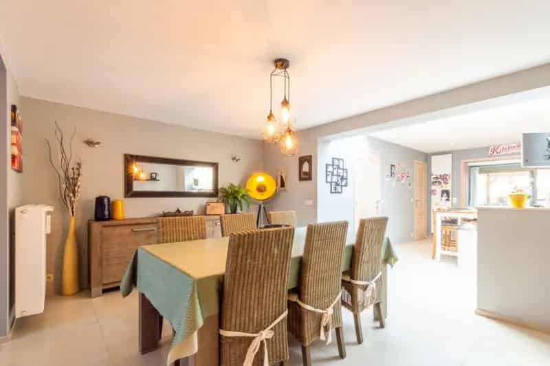 VOLLEDIG INSTAPKLARE + ENERGIEZUINIGE WONING !