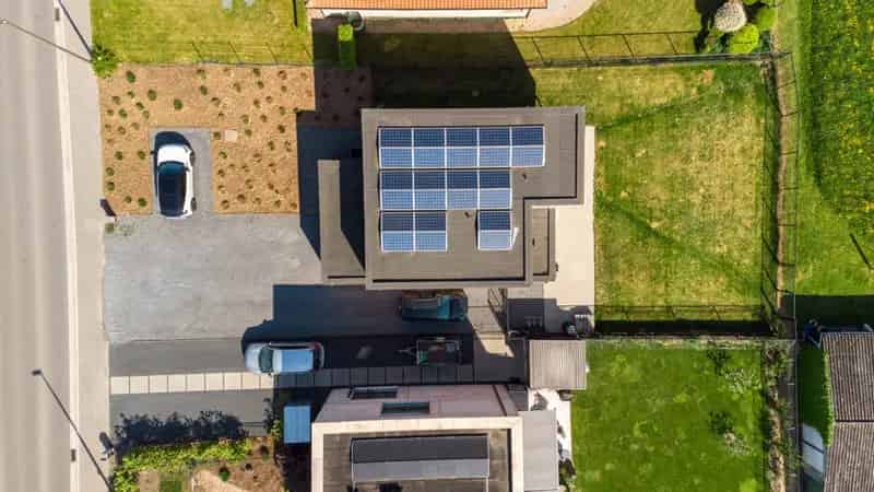 Moderne BEN-woning met 4 slk en zuidgerichte tuin in LEEST