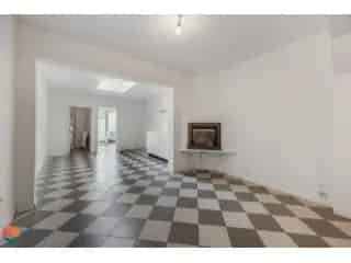 Huis te koop Mechelen - Handelspand met Duplex Appartement