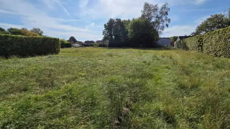 Bouwgrond 14 are open bebouwing mogelijkheid bijgebouw 75m²