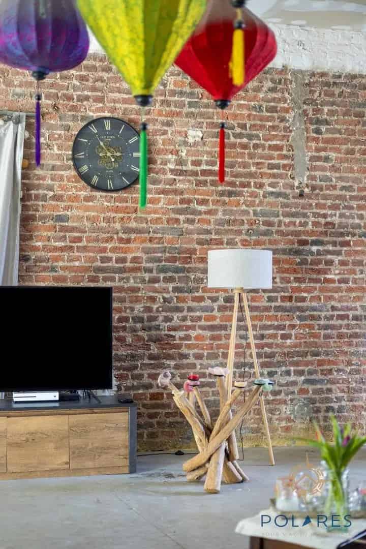 Zeer ruime woning in Loftstijl - Perfecte locatie en volop potentieel!