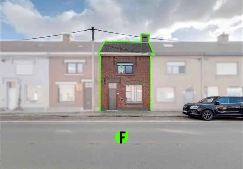 Te renoveren gezinswoning nabij het centrum van Roeselare (geen renovatieverplichting)