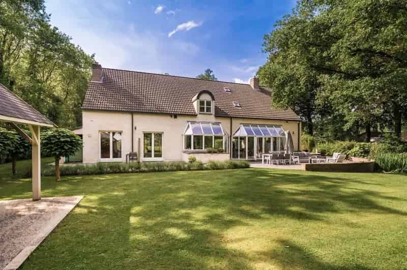 Uitzonderlijke rustig gelegen villa nabij de Kalmthoutse Heide!