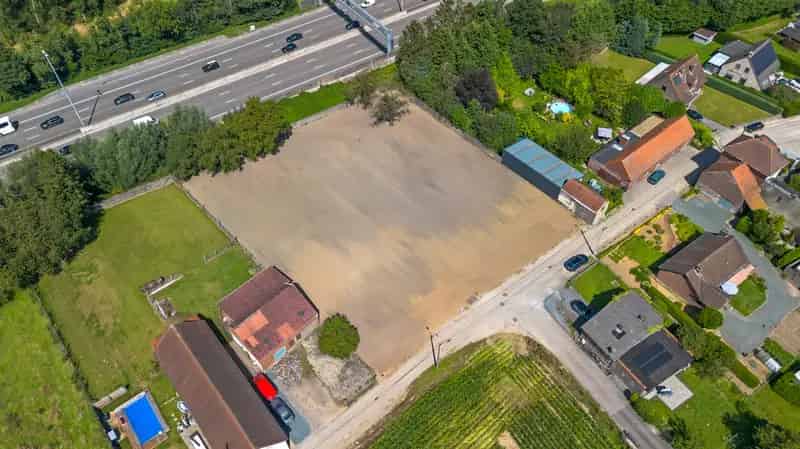 Bouwgrond voor het oprichten van een villa op 12a 98ca