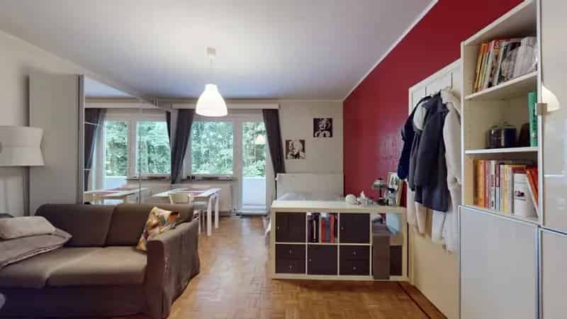 
                                                                    Appartement
                                                                             te koop te Schaerbeek
                                                                