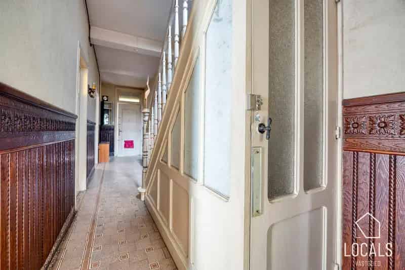 Te renoveren woning met potentieel nabij station Denderleeuw