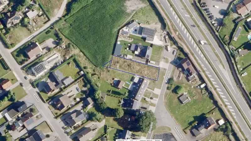 RUIME BOUWGROND VOOR EEN HOB VAN 6A68CA OP CENTRALE LIGGING IN GENK