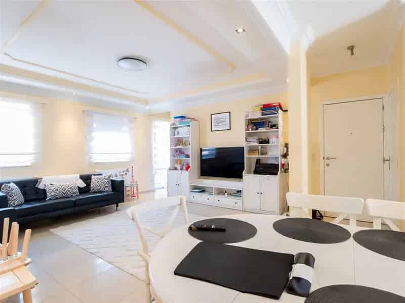 Duplex/Penthouse