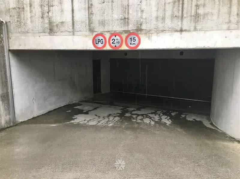 Garage te koop