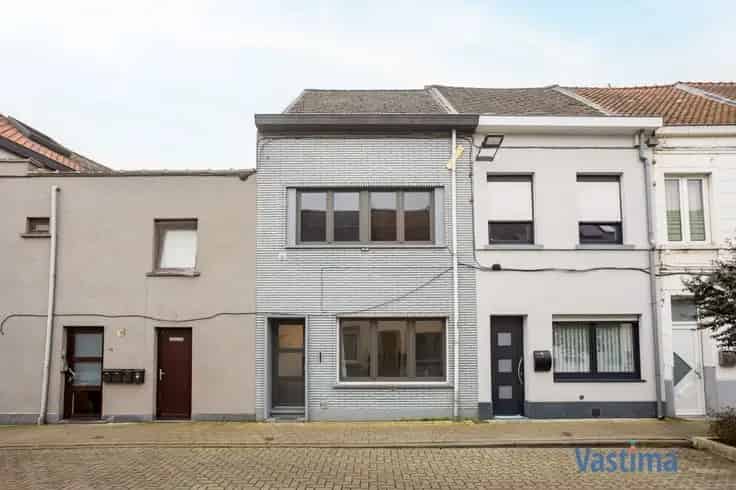 Huis Te Koop Aalst: 3 Slaapkamers, Tuin, Centrum