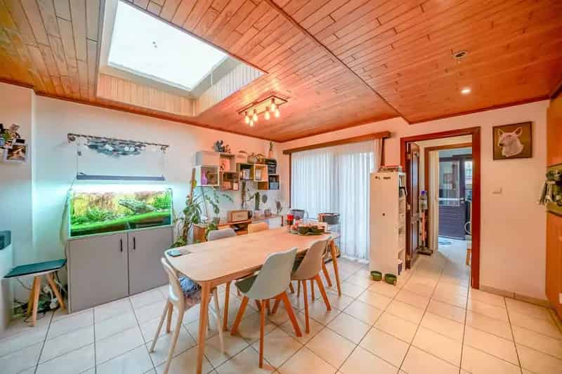 Gezinswoning met garage en tuin in Oostende (Conterdam)
