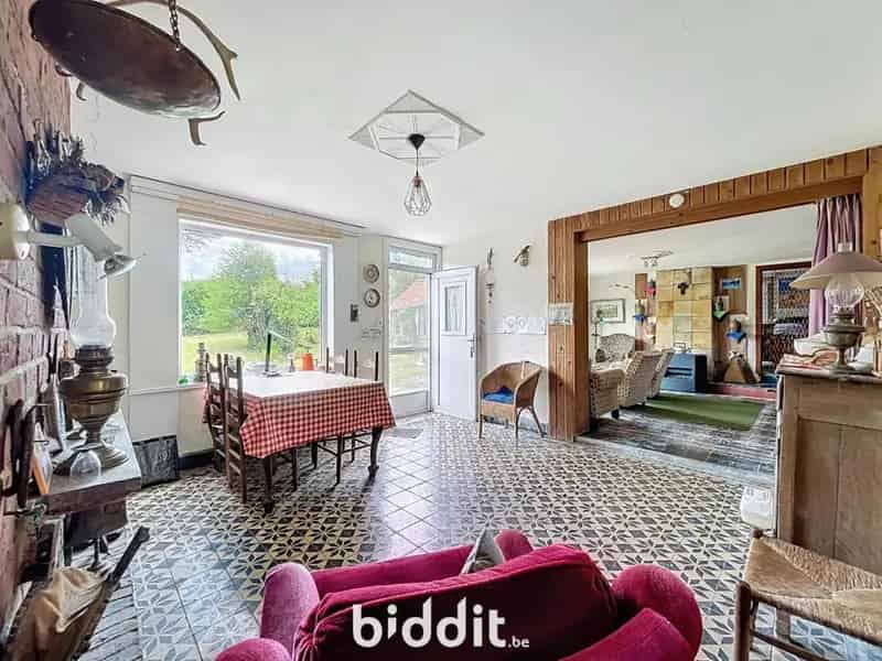 UNIEK GELEGEN WONING 