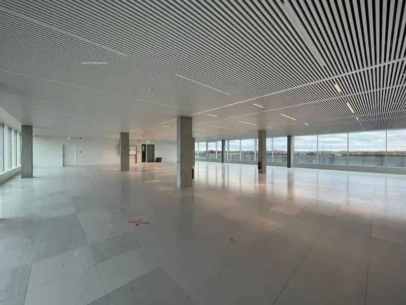 Nieuwbouw kantoorruimte te huur in Poortakkerstraat Sint-Denijs-Westrem