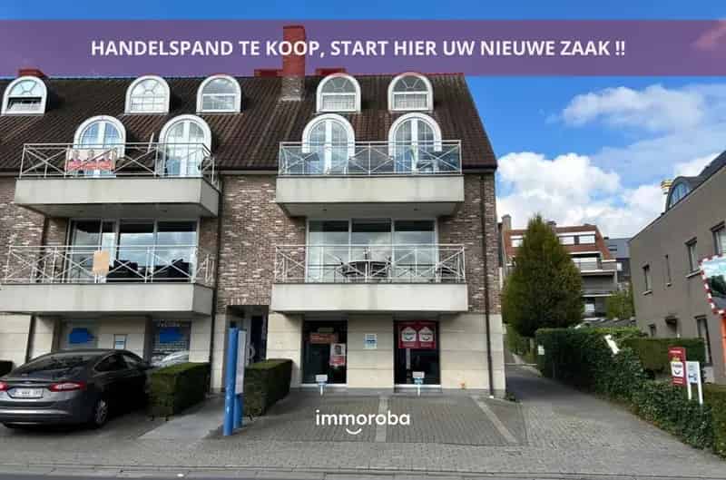 Commerciële kantoor- of winkelruimte TE KOOP centrum Waregem.