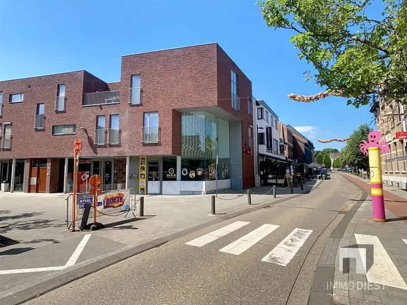 Handelspand op triple A locatie - Centrum Tessenderlo