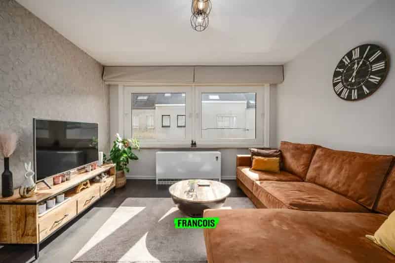 Ruim en lichtrijk appartement met 3 slaapkamers in Mariakerke (Oostende)