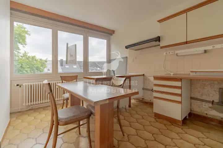 Appartement te koop in Charleroi