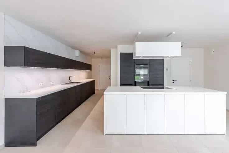 Huis Te Koop Zelzate: Ruime Nieuwbouwwoning met Tuin