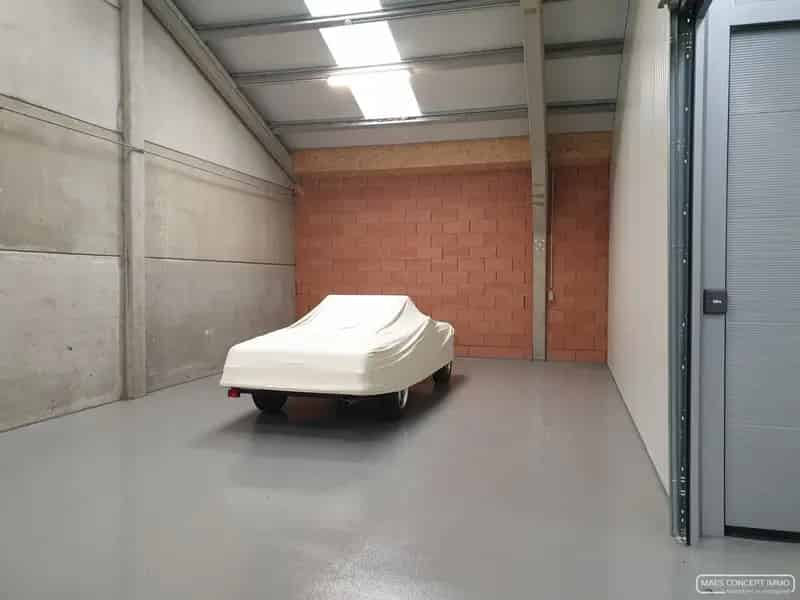 Opslagruimte van 117 m² te huur in Zwevegem