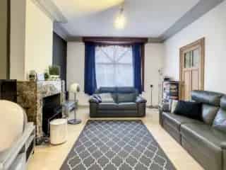 Huis gemengd gebruik te koop - Sint-Jans-Molenbeek VBA47349


In optie
