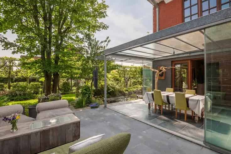 Meesterwoning met 2 Bouwgronden - Authentieke Charme en Moderne Comfort
