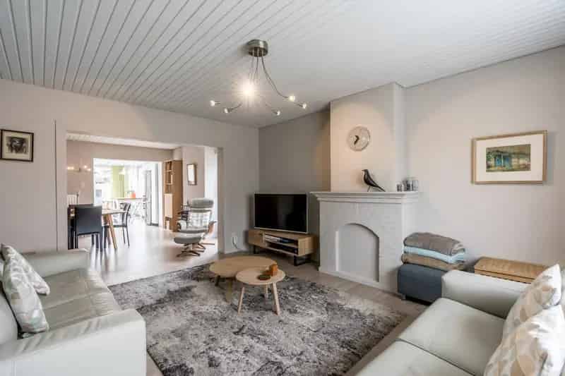 Gerenoveerde, gezellige woning te Mol-Sluis