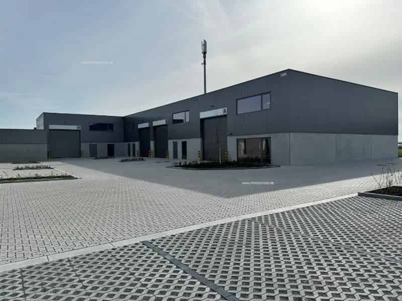 Nieuwbouw industrieel gebouw te huur in Oostende