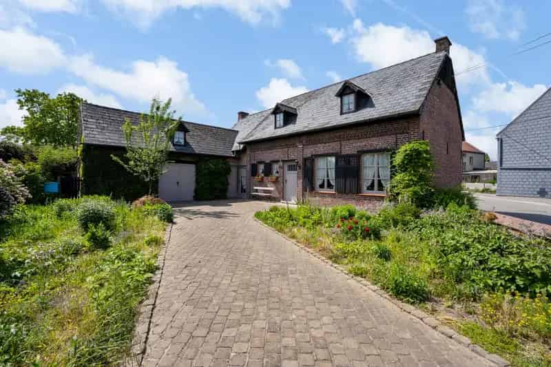 Charmante fermette op perceel van 1548m² mooie tuin + oprit!