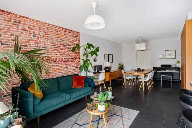 Ruime gezinswoning met 4 slpks en ruime tuin