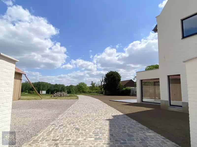 Huis te koop in Zuurbemde: energiezuinige villa met 3 slaapkamers