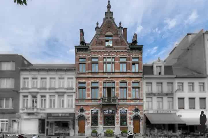 Volledig gerenoveerd opbrengsteigendom