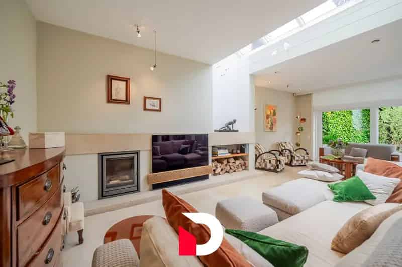 Schitterende woning (met praktijkmogelijkheid) op ideale uitvalsbasis te Sint-Andries