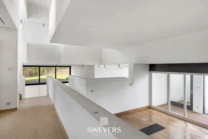 Exclusieve opportuniteit: Riante villa 650m² met grote stallen op bijna 3 hectare in pure natuur van Oudsbergen