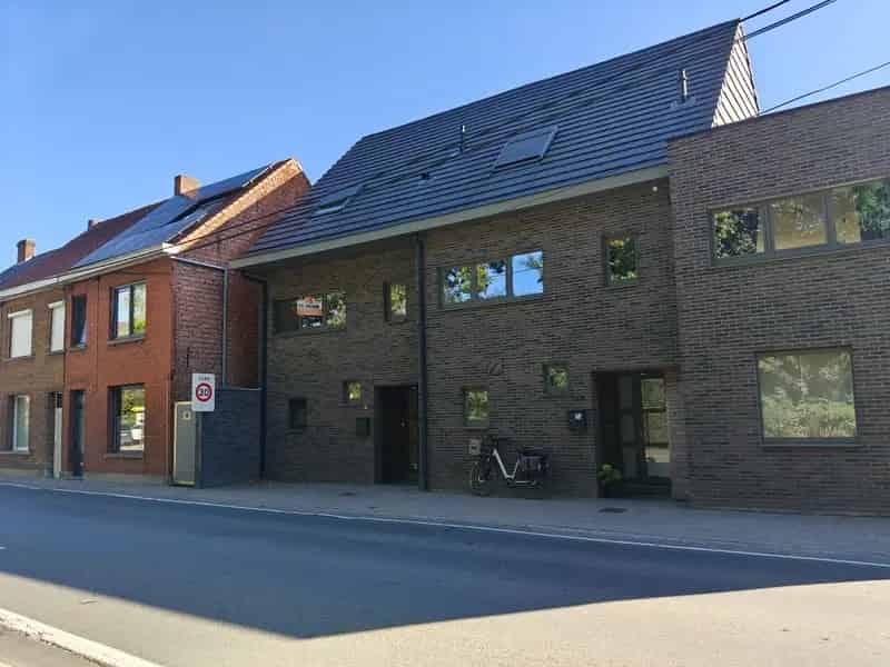 Prachtige rijwoning te huur in Overmere!