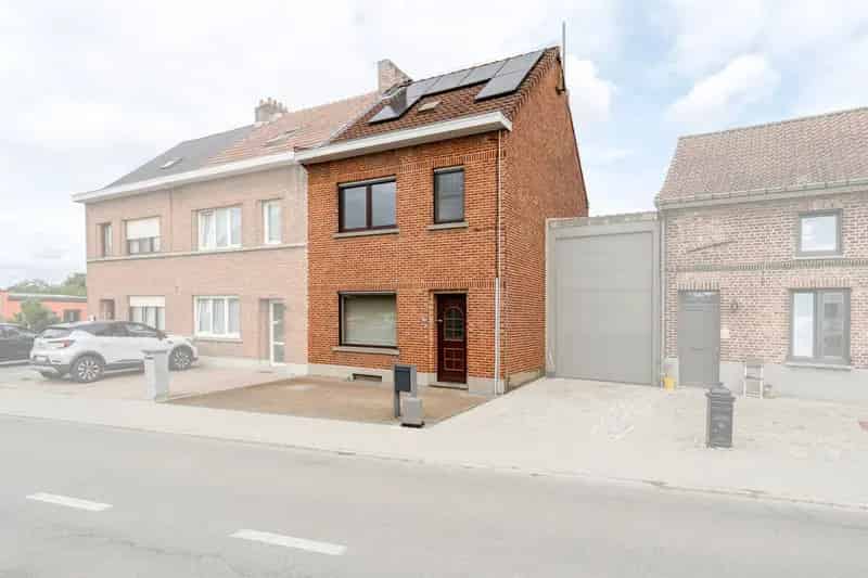 Huis 3 slaapkamers, grote zolder en grote tuin te Grimbergen