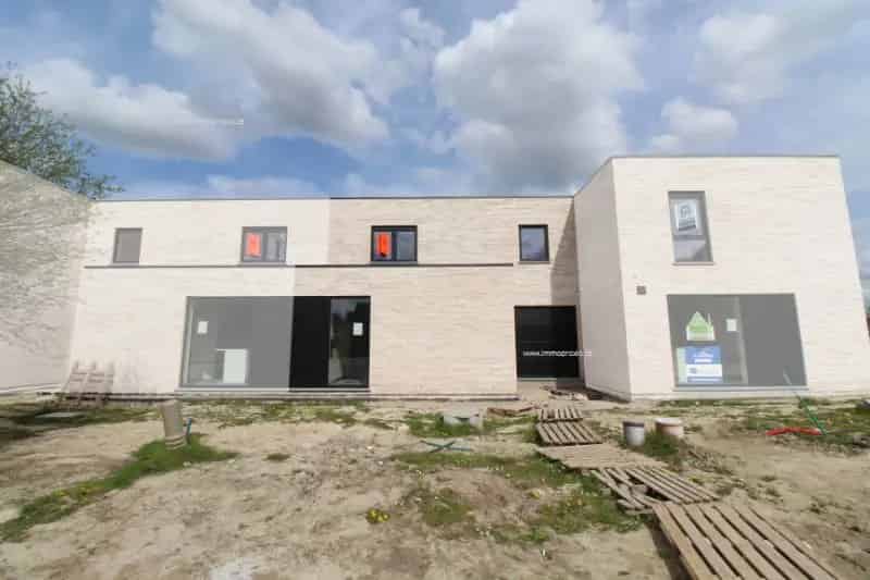 Nieuwbouw huis te huur in Roeselare