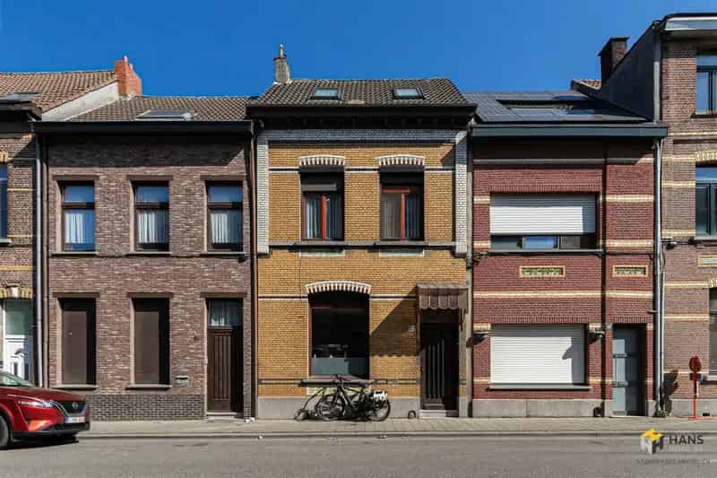 Huis te koop Hoboken 176m² 3 slaapkamers 2 badkamers
