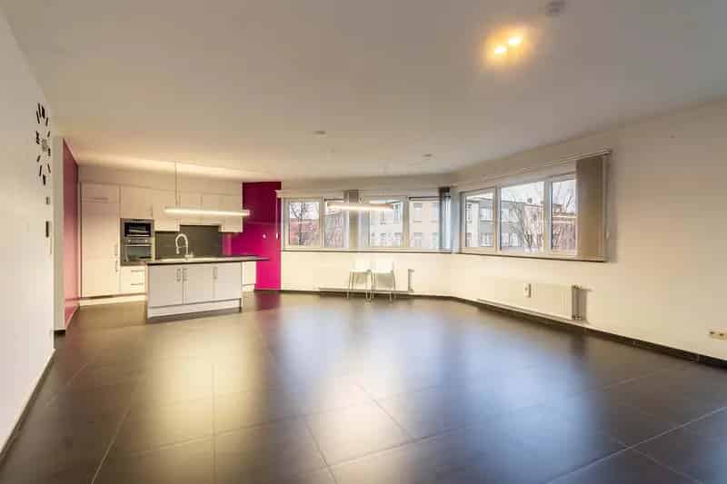 Appartement te koop Antwerpen - Instapklaar 2 slaapkamers terras
