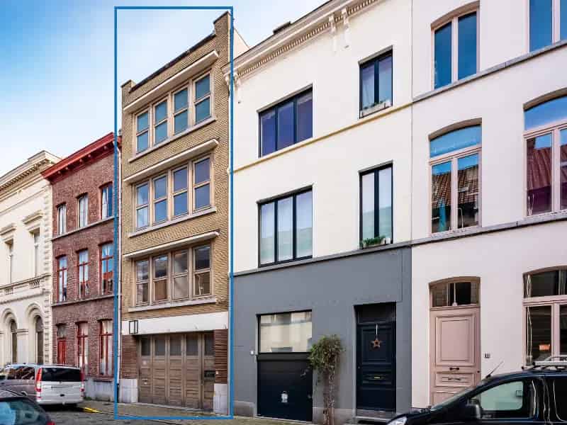 Appartement te huur Gent Centrum: Multifunctioneel Gebouw nabij Huidevetterskaai